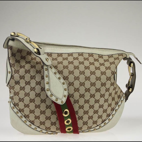 Gucci Handbags - Gorgeous Authentic Gucci purse 🤎